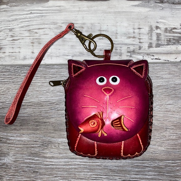 Leather Bracelet & Purse Set. Many uses for adults w/Key Chain & Wristlet Strap - Picture 3 of 15